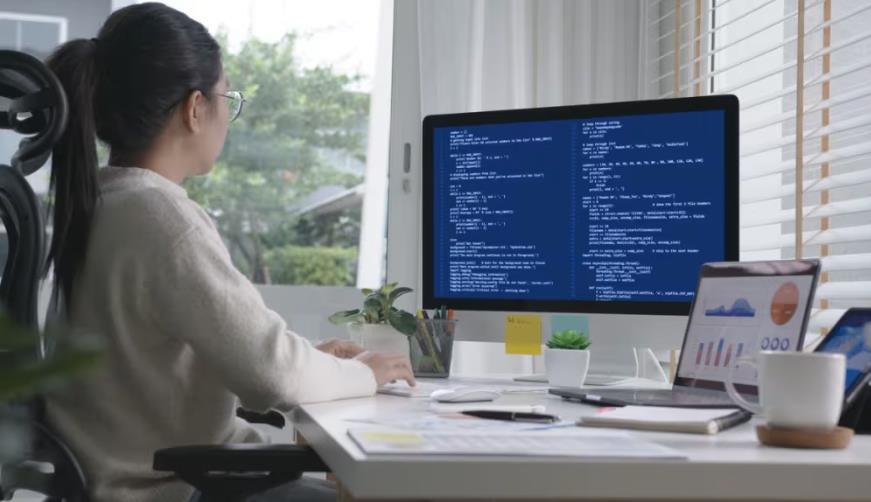 智慧零售新基建：景谷软件开发公司如何构建全渠道商业操作系统？